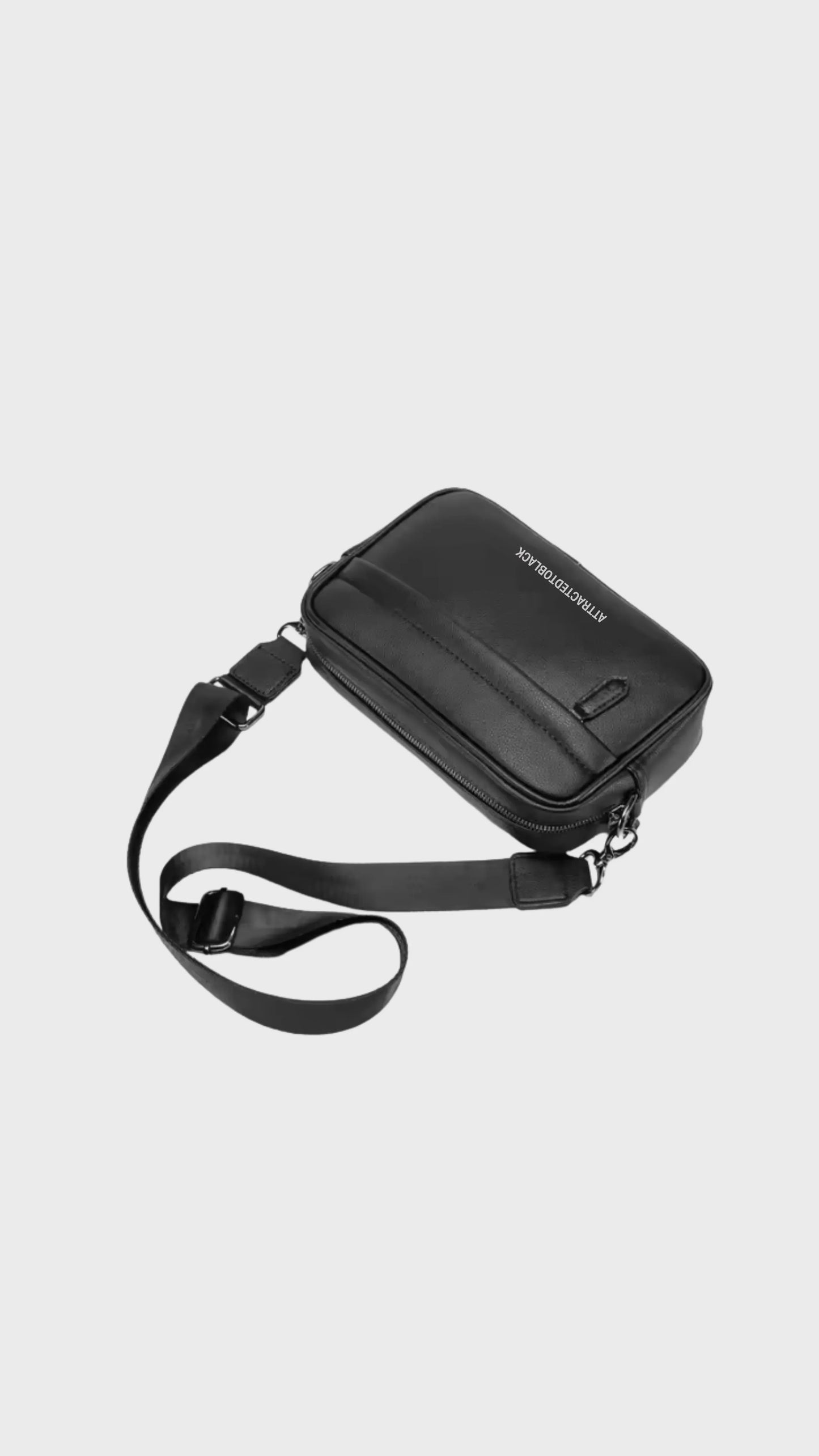 The Pure Messenger Bag - Attractedtoblack