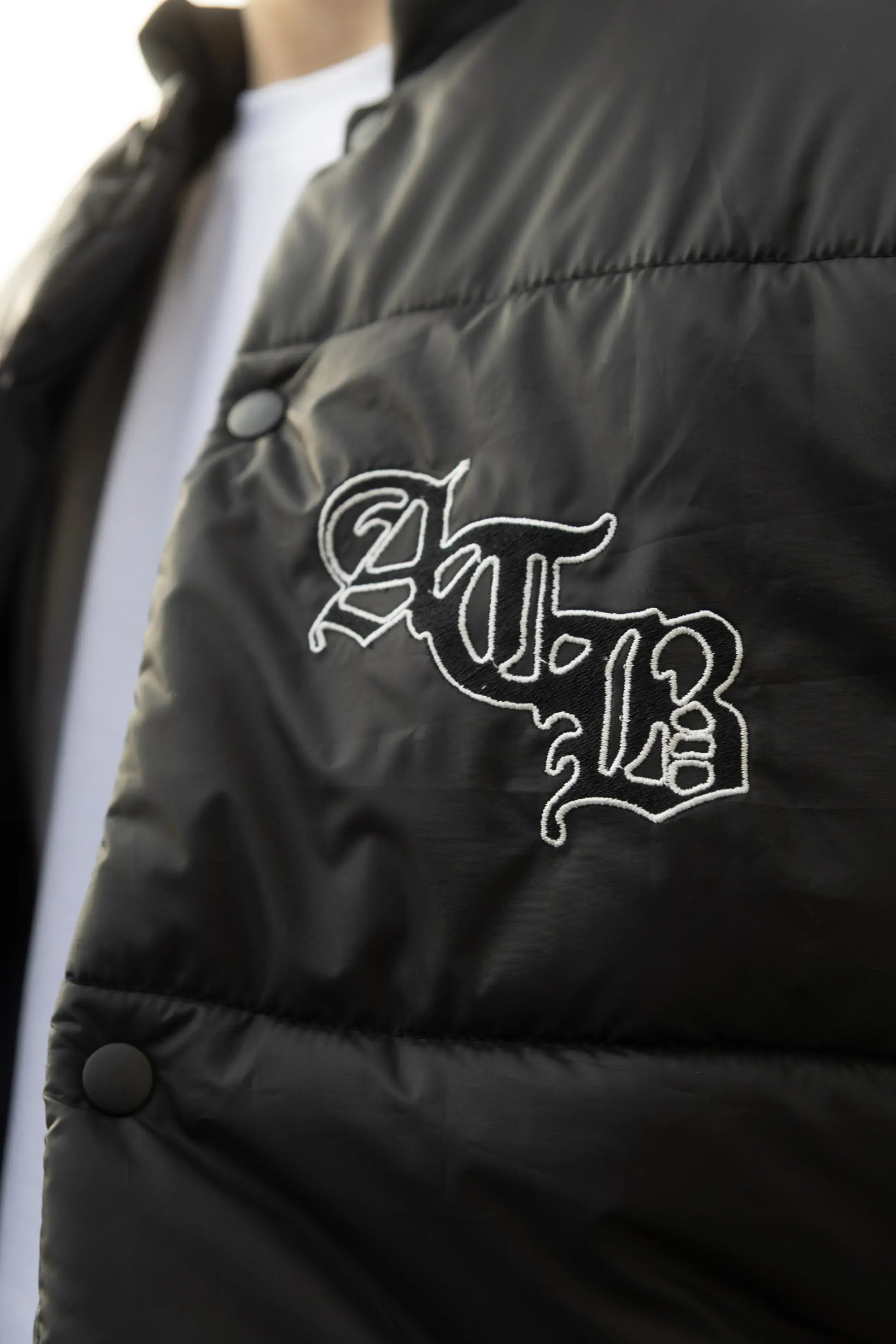 The Carriers Puffer Vest - Attractedtoblack