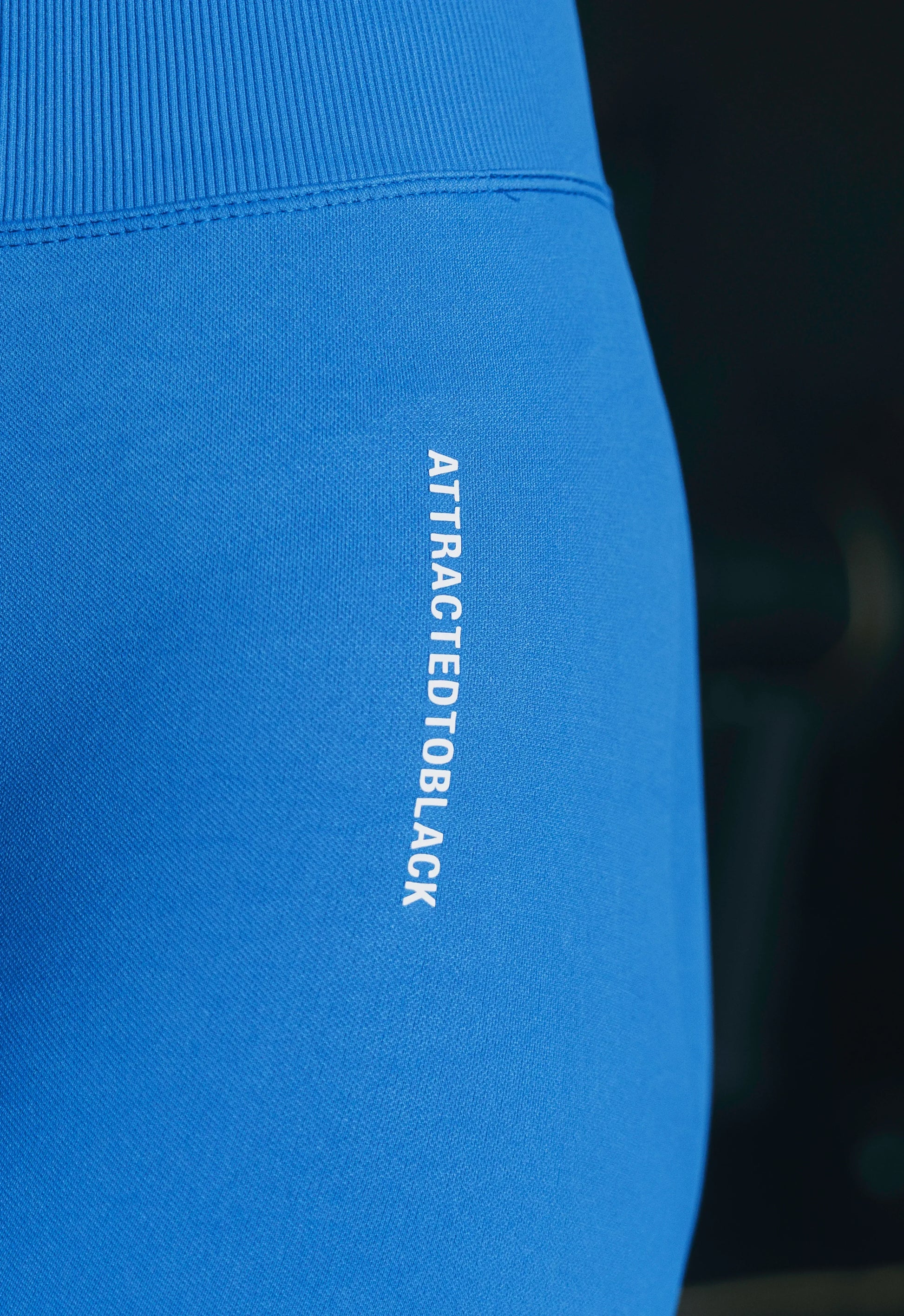 The Everyday Seamless Shorts - Attractedtoblack